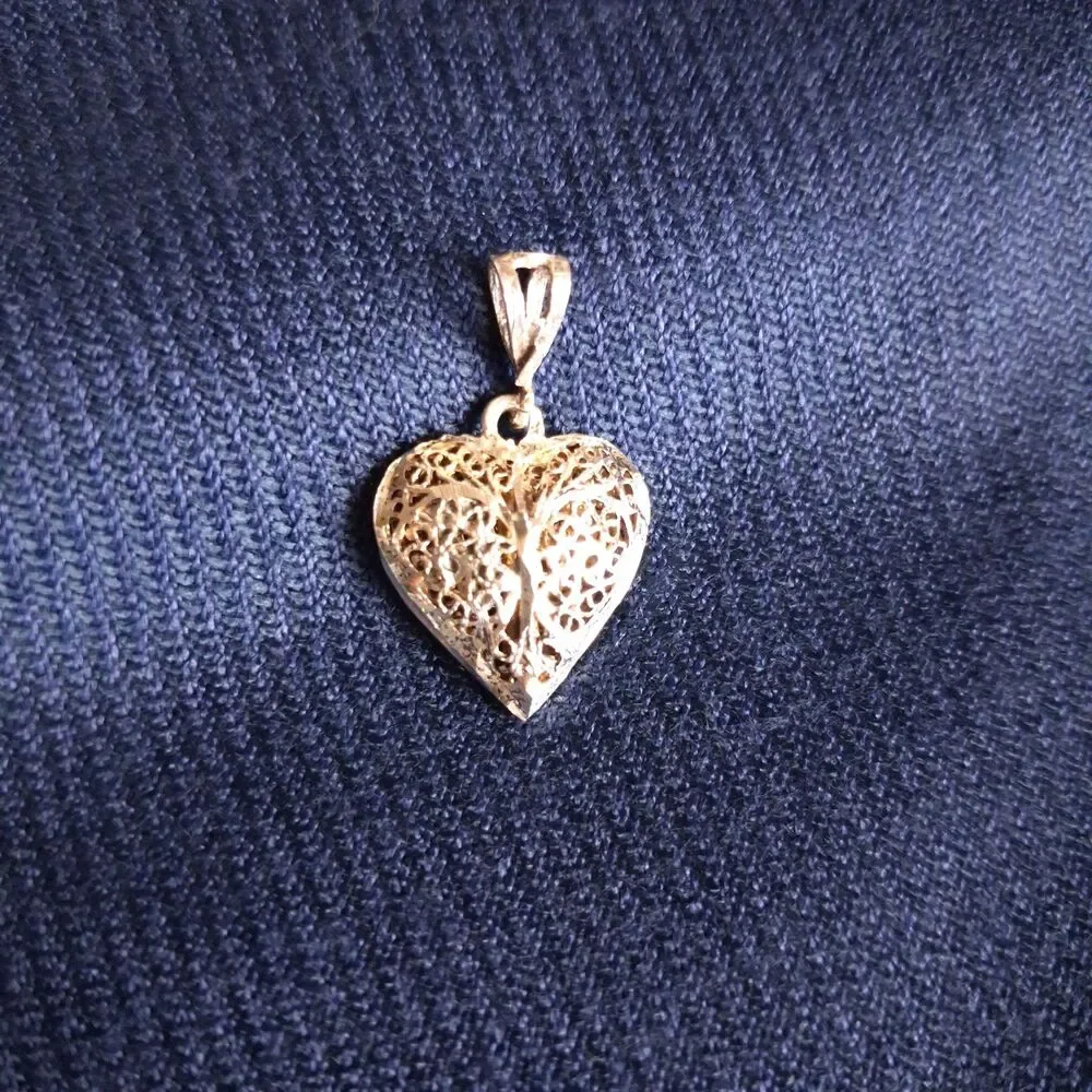 Vintage Sterling Silver Filigree Puff Heart Pendant 1 inch